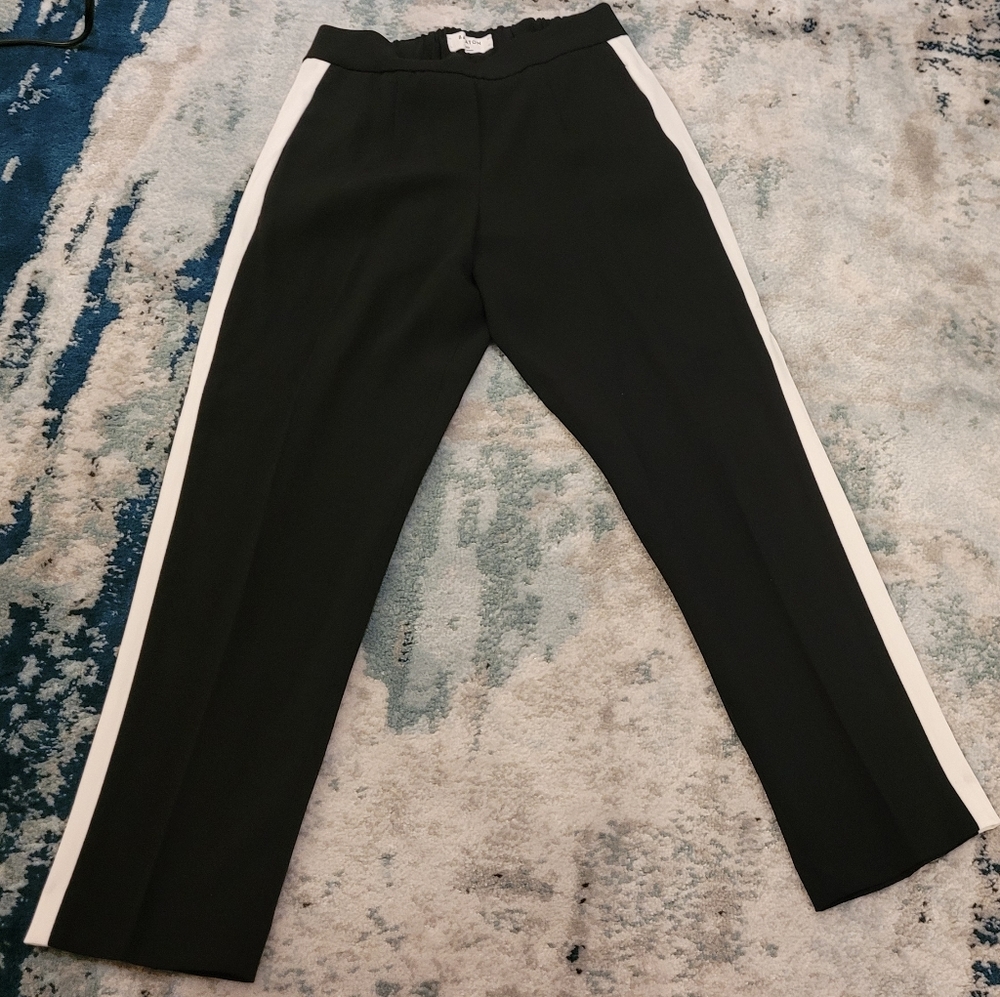 Wilfred White Stripe Conan Terado Size 00 Black Tapered Pants